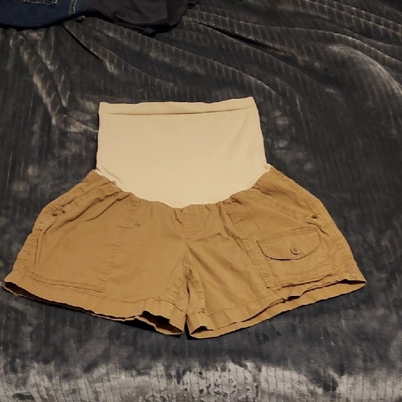 Oh Baby by Motherhood Pants - Oh Baby by Motherhood Cargo Shorts Tan and Cream Maternity Comfort